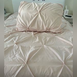 SOLD Blush PBT Microfiber Pintuck Comforter & Sham